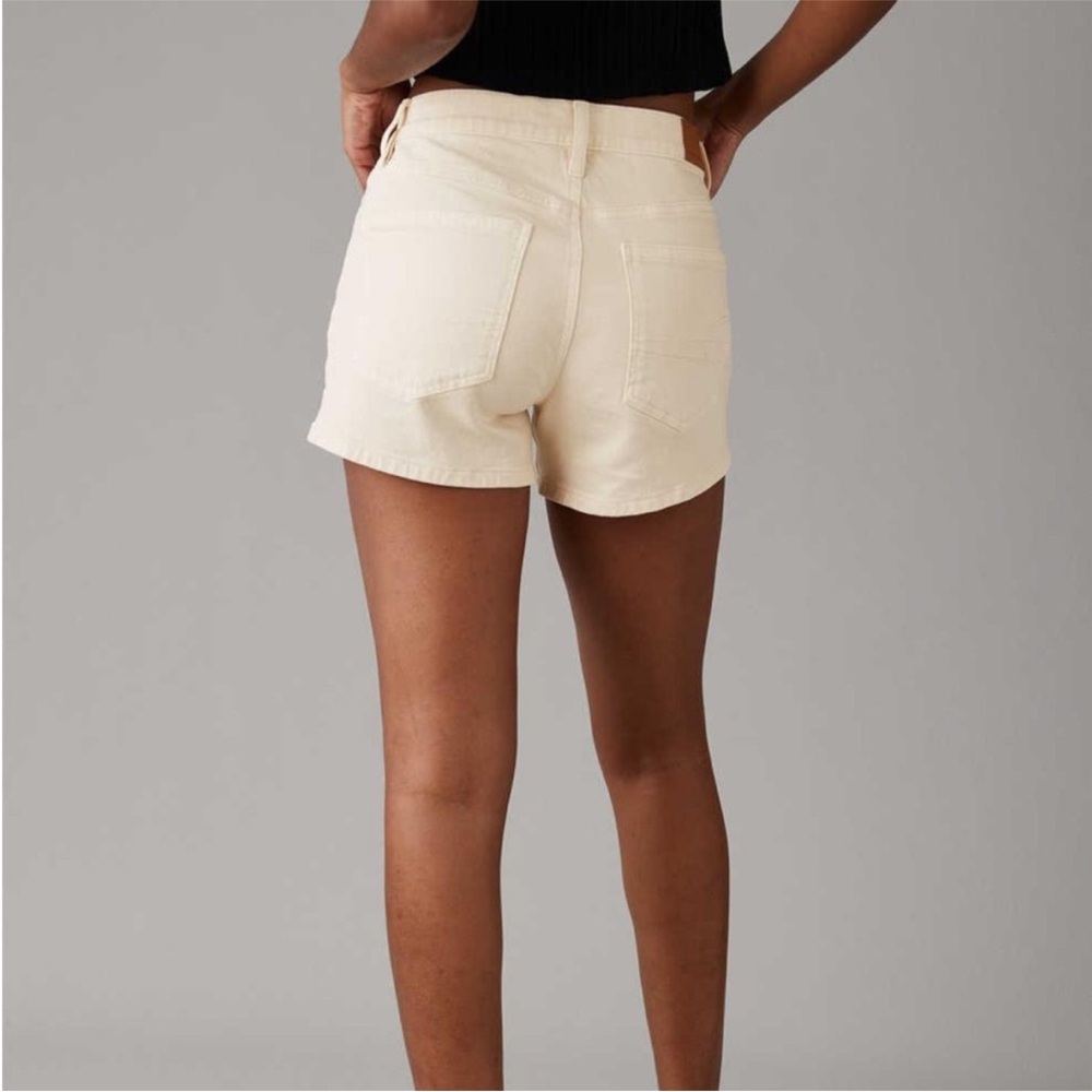New AE Relaxed Fit Super High Rise Stretch Cream Denim Shorts